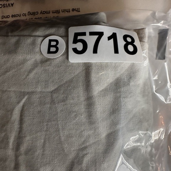 Talbots Pants Womens 8 Elastic Waist Pull Up Cotton Roll Cuff Tan Khaki Cargo - Picture 13 of 13